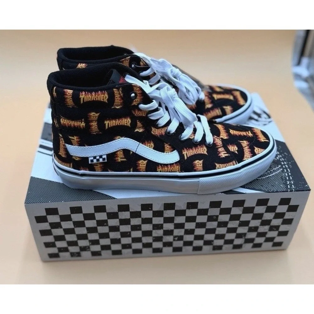 Vans x Thrasher Sk8-Hi-Allover Logo Black Multi Mens 9.5 Skate Shoes New